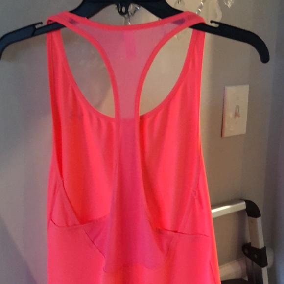 UA running tank - Picture 4 of 4